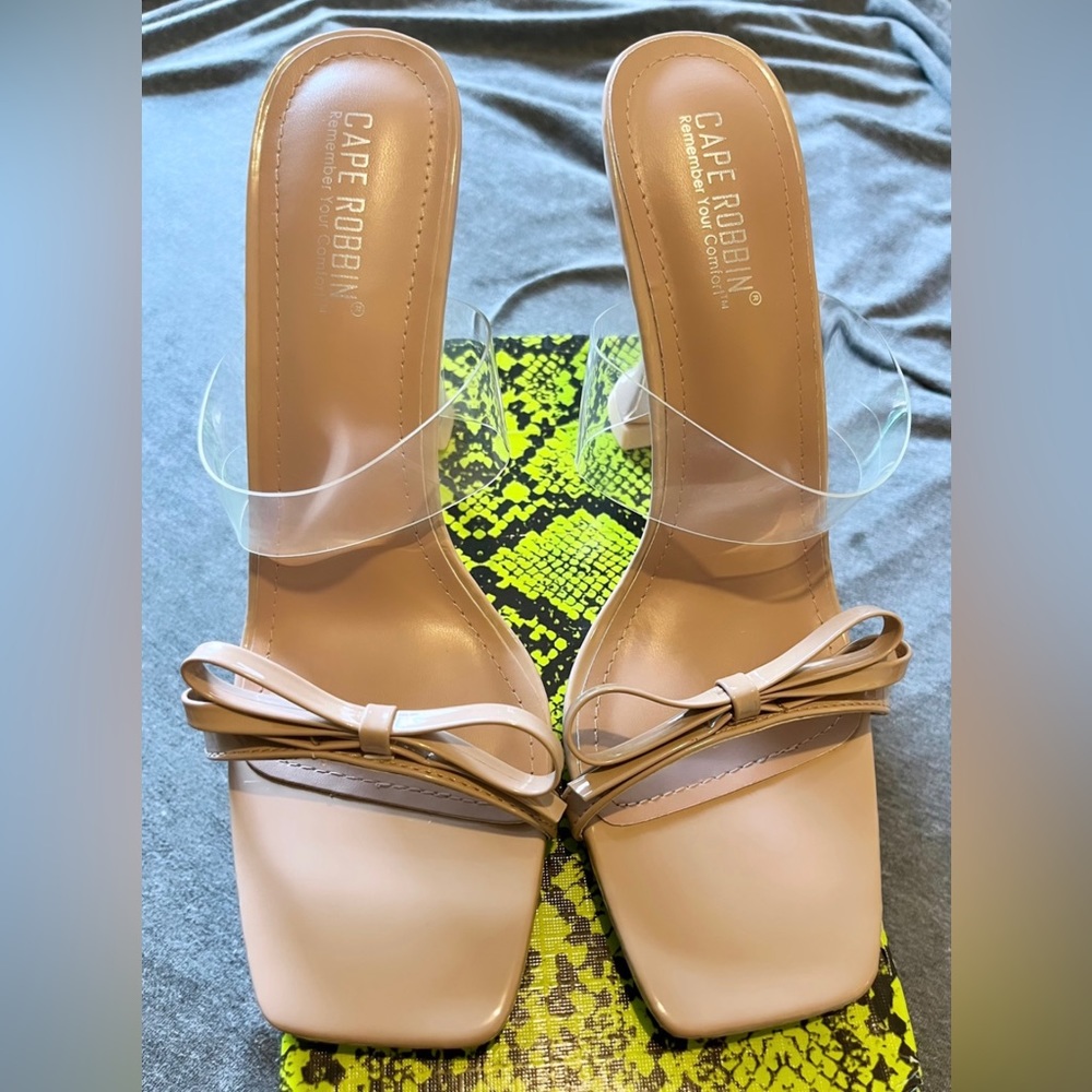 Cape Robbin Miska High Heel